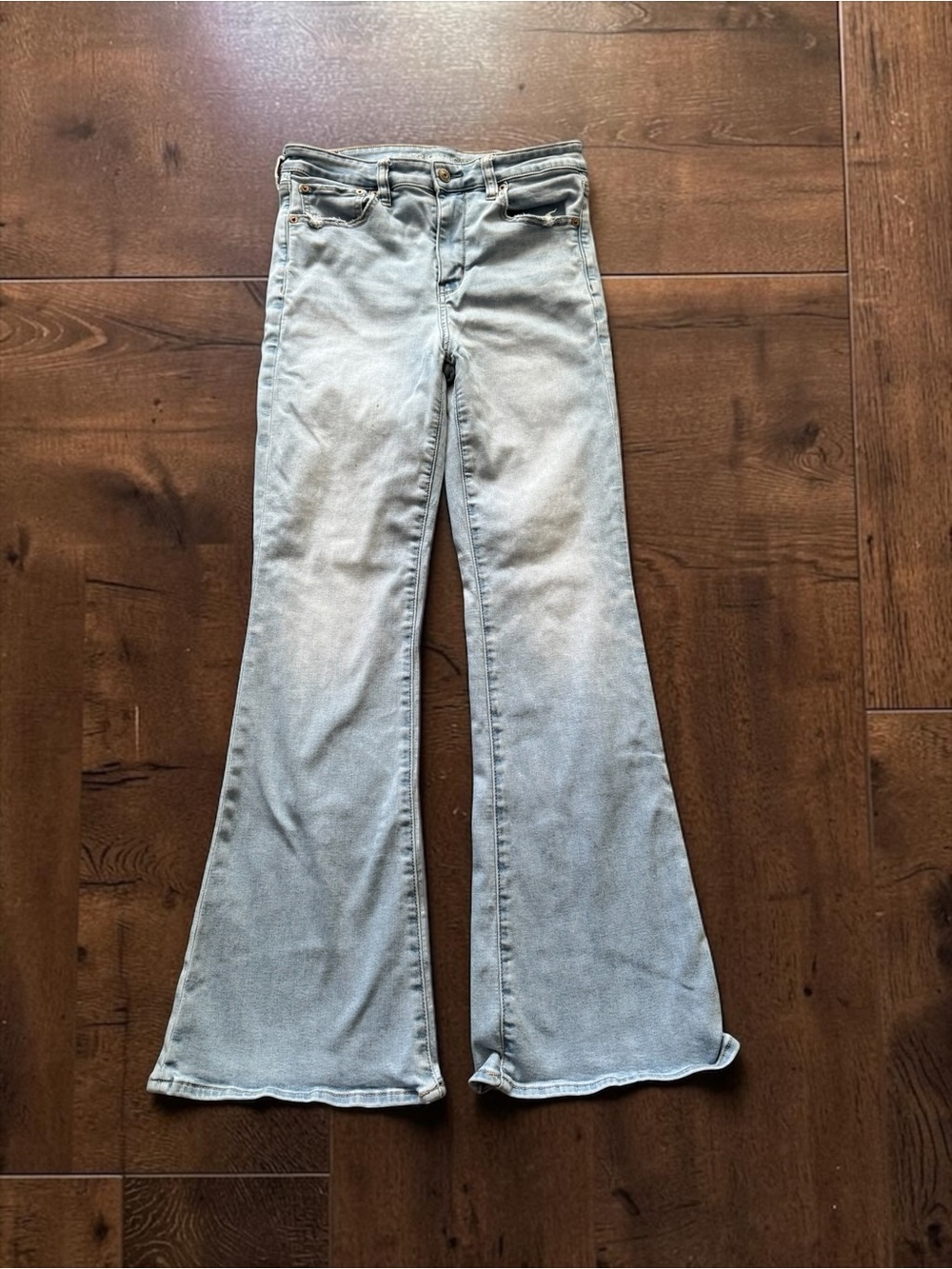 American Eagle Super High Rise Flare Jeans Womens 8 Light Wash Stretch Denim